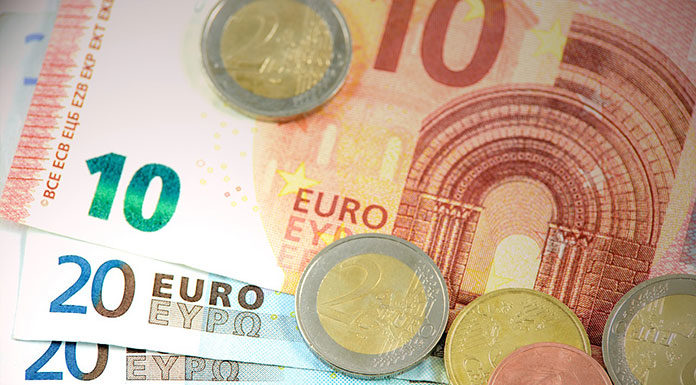 Jak złożyć wniosek o dotacje unijne? Poradnik, co zrobić krok po kroku