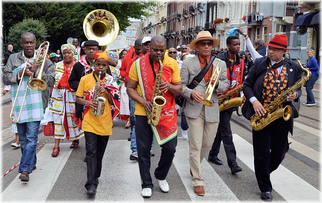 Czy opłaca się wpłacać na konto oszczędnościowe? Czy opłaca się wpłacać na konto oszczędnościowe?