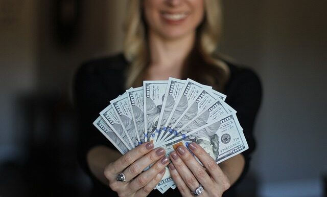 Ile trzeba zarabiać żeby się utrzymać?