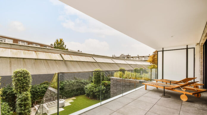 Balustrada szklana na taras